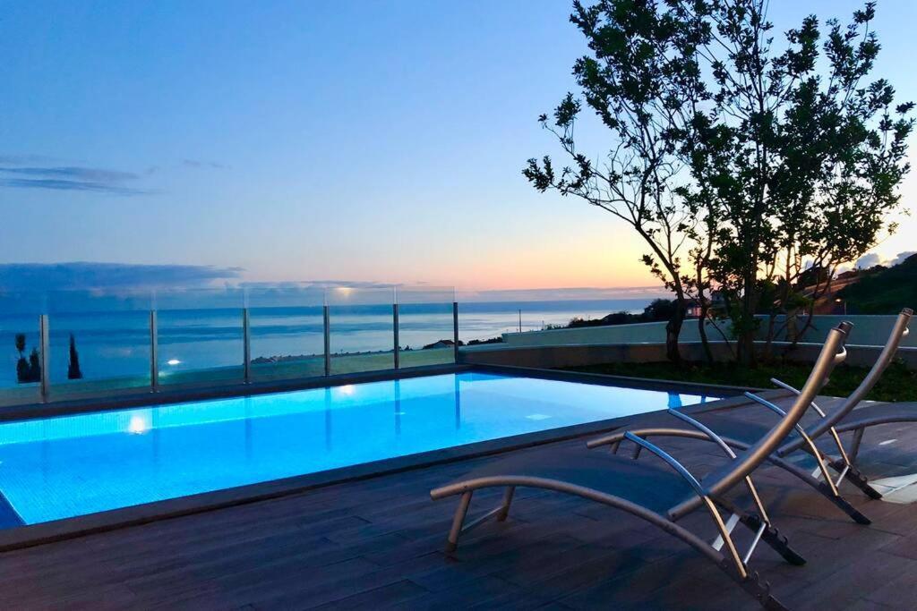Pinheira Iv -heated Swimming Pool And Jacuzzi * Calheta (Madeira)