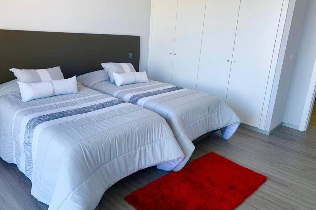 Pinheira Iv -heated Swimming Pool And Jacuzzi Villa *