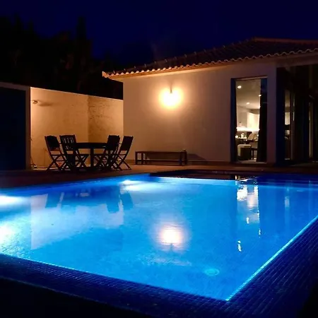 Villa Pinheira IV -Heated Swimming Pool And Jacuzzi Calheta  Exterior photo